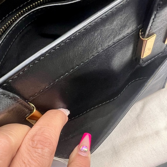 Chloé Alice handbag featuring a black and beige leather design. Crossbody EUC - Picture 12 of 16